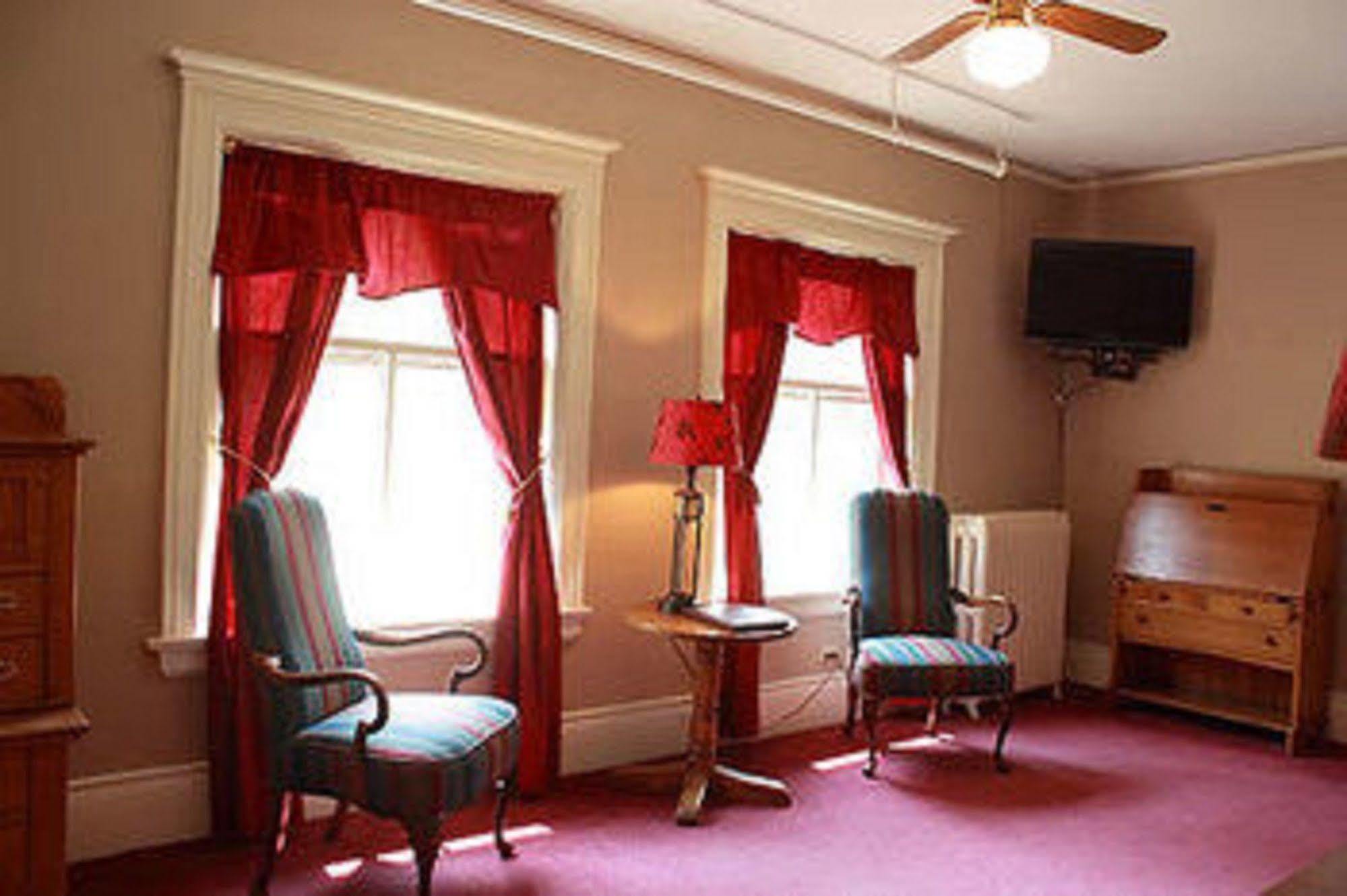 The Historic Redstone Inn Eksteriør bilde