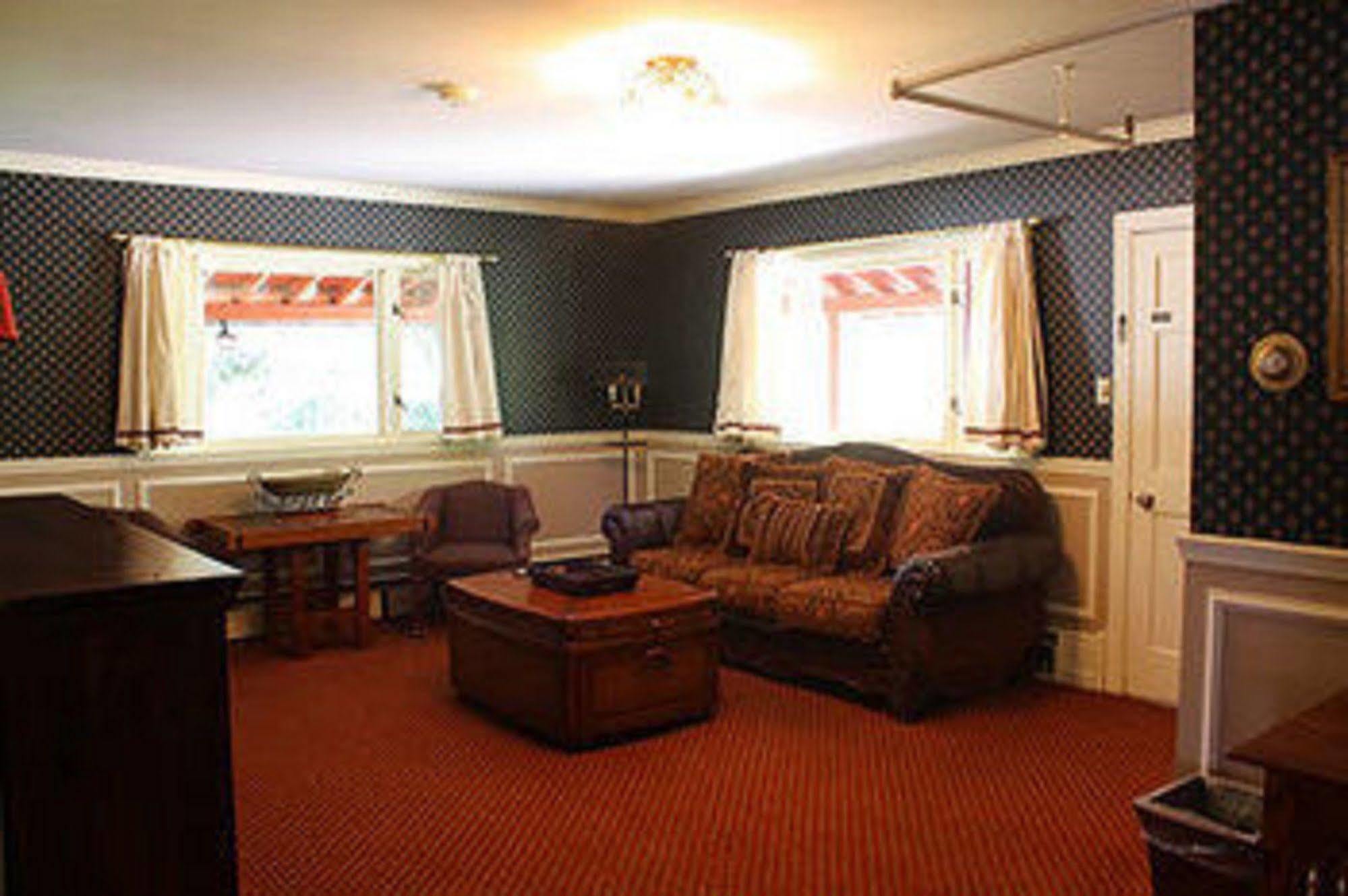 The Historic Redstone Inn Eksteriør bilde